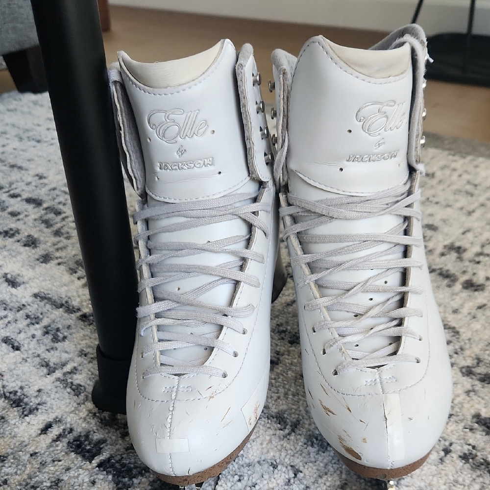 Figure Skates Jackson Boot With MK Professional Blade